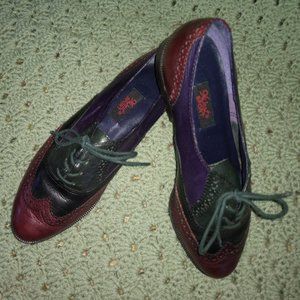 Fun and gently used 9 West Sports Wing Tip Women's Shoe Size 6.5M